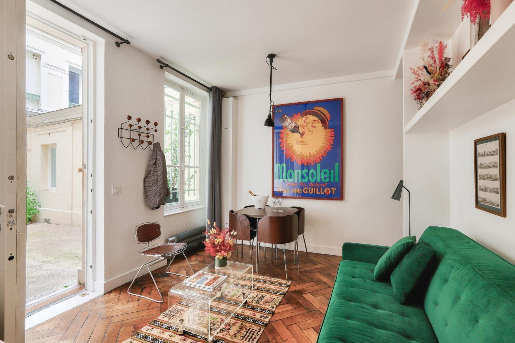 Bright Apartment In The 10Arr. - 4 People Париж Екстериор снимка