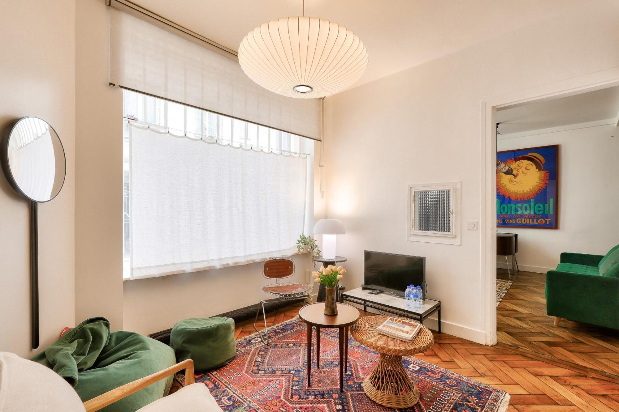 Bright Apartment In The 10Arr. - 4 People Париж Екстериор снимка